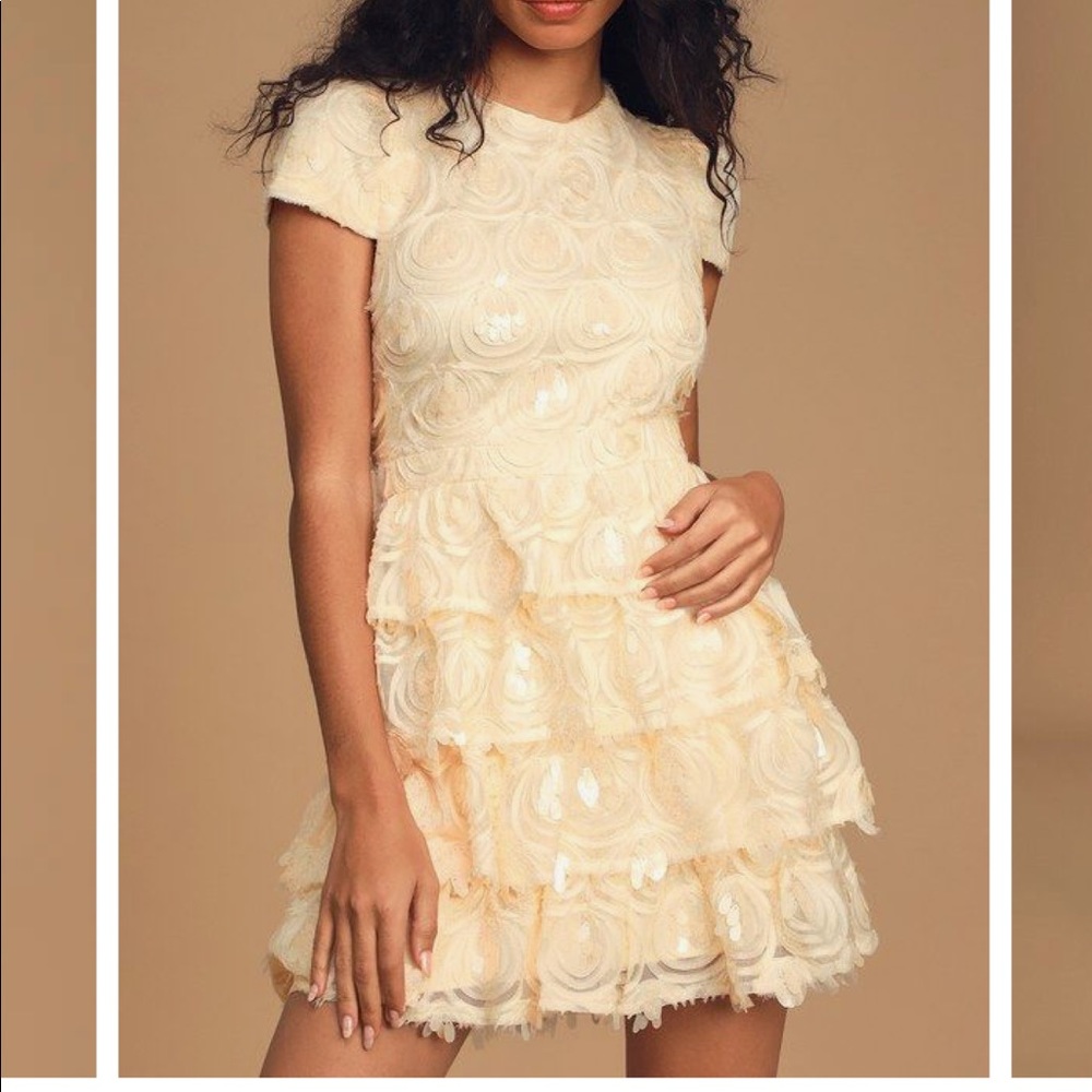 NWT Lulus | Worth The Wait Dress